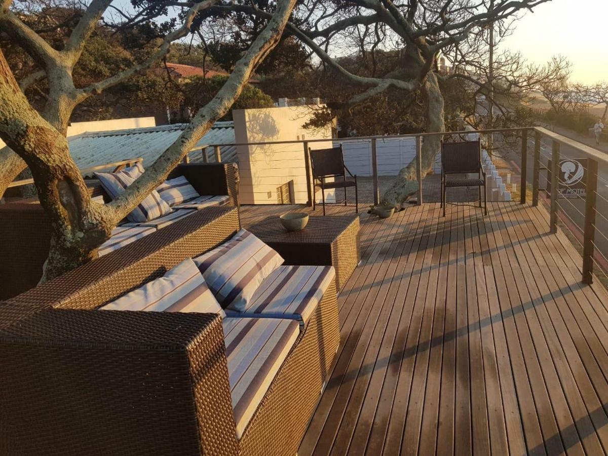 Surf Motel Umdloti Buitenkant foto
