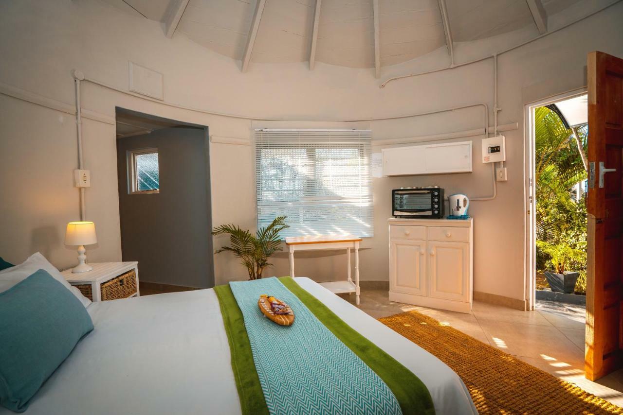 Surf Motel Umdloti Buitenkant foto