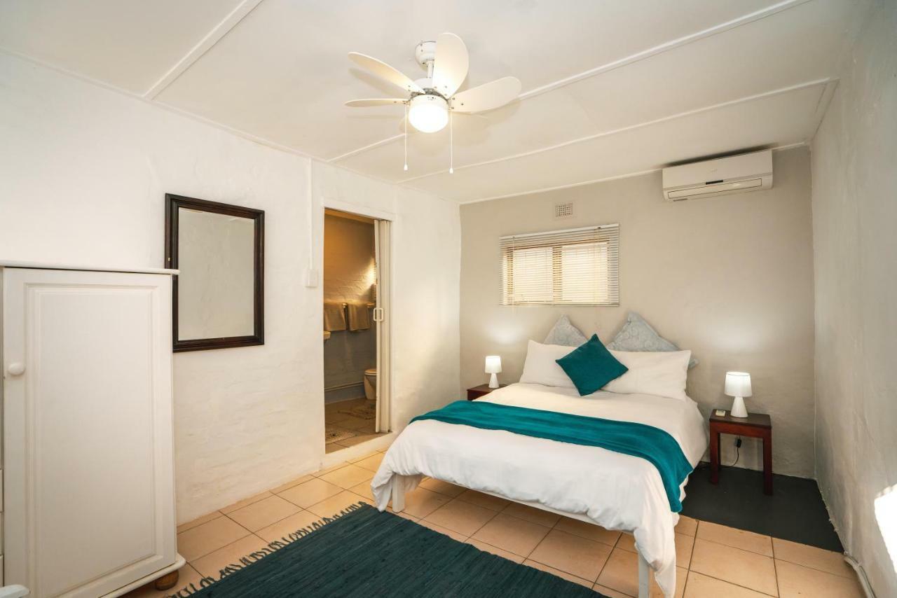 Surf Motel Umdloti Buitenkant foto