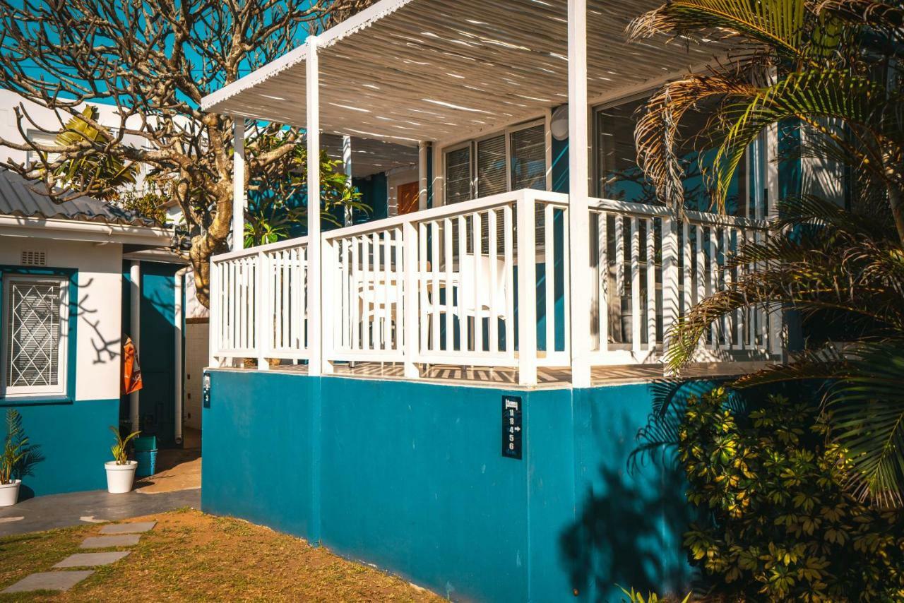Surf Motel Umdloti Buitenkant foto